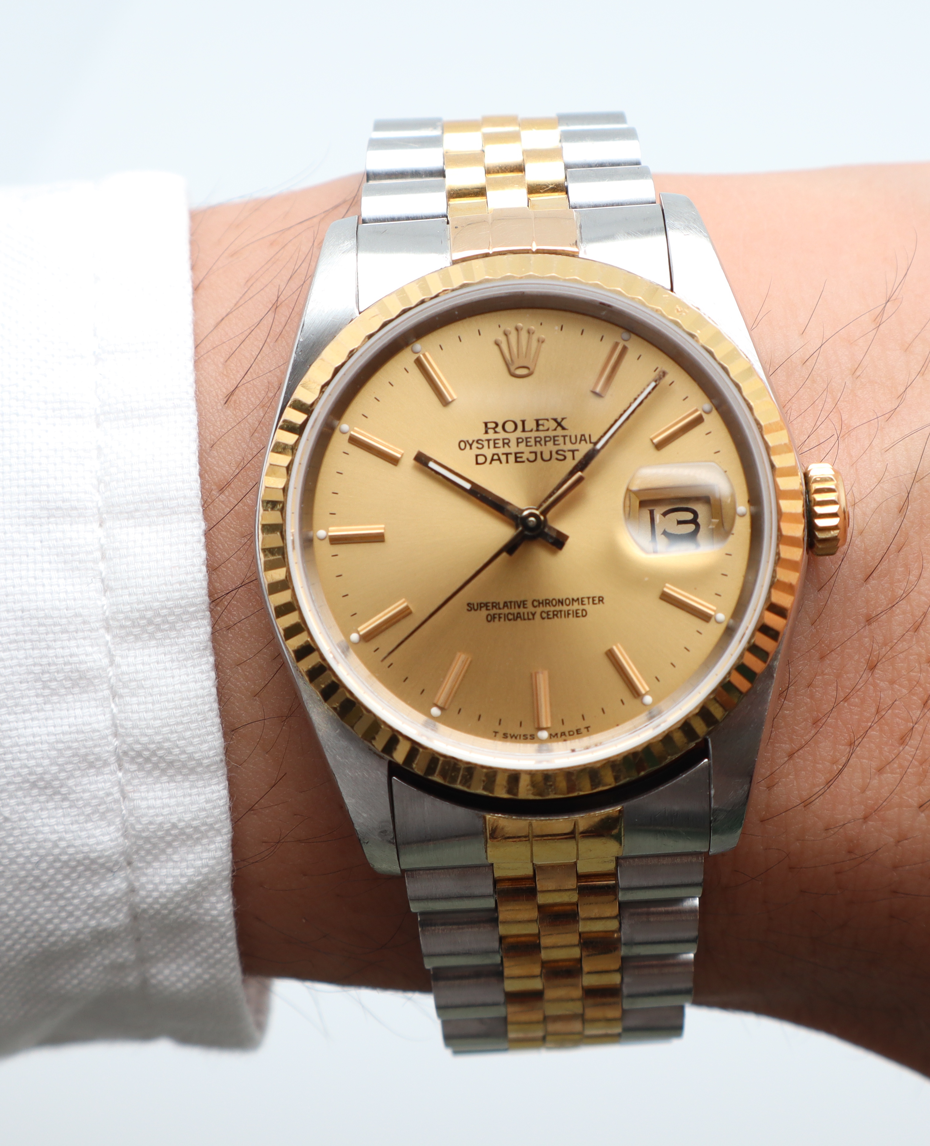 Rolex Datejust 36mm 16233 Steel 18k Gold Champagne Dial Mens Watch