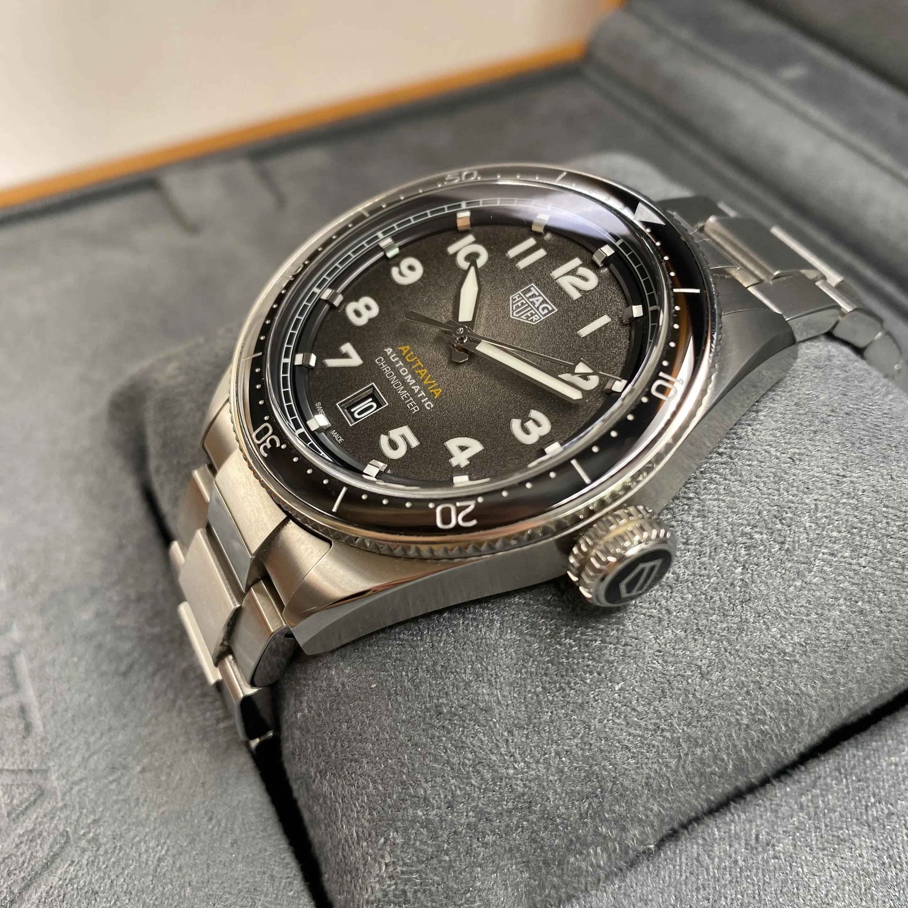 3rd image of TAG Heuer TAG Heuer Autavia Wristwatch, PreOwned condition